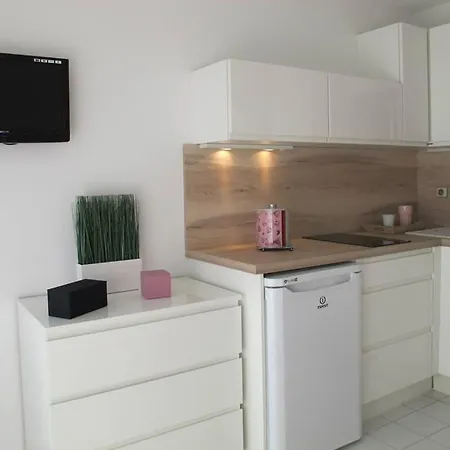 Naturiste Port Venus Apartment *